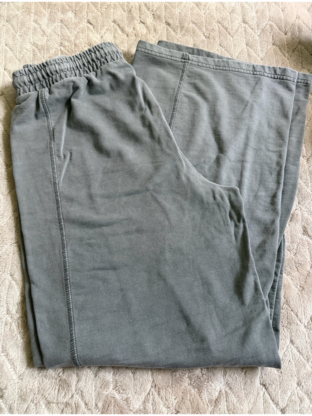 Casual Women's Elastic-Waist Track Pants in Gray